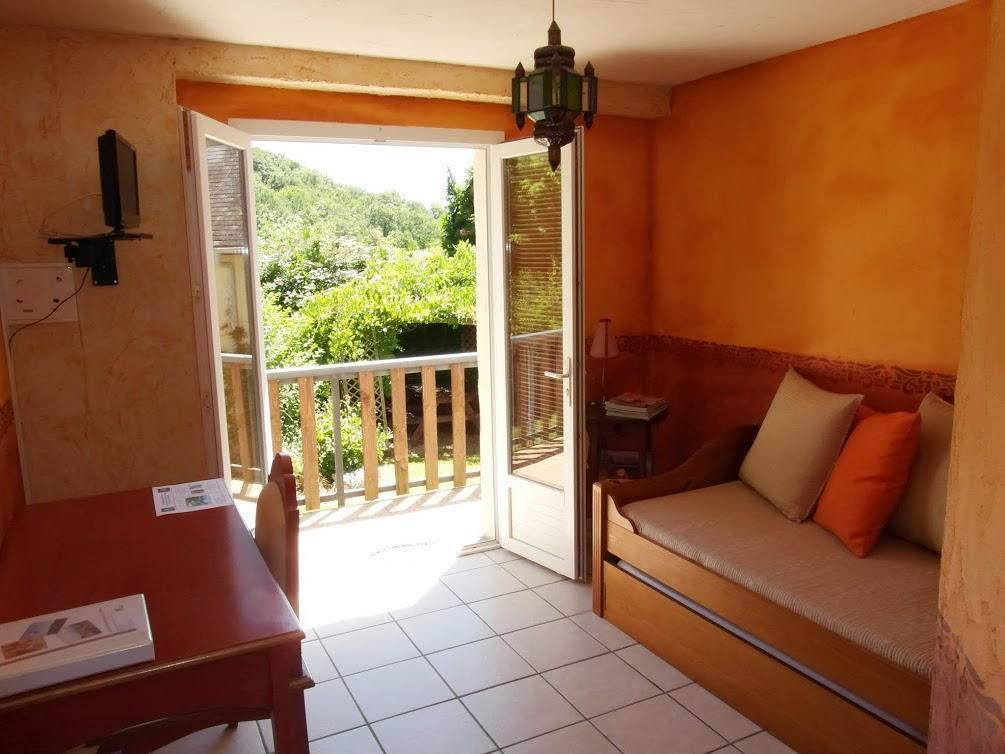 Chambres D'Hotes Domaine De Compostelle Casteide-Candau Exterior photo
